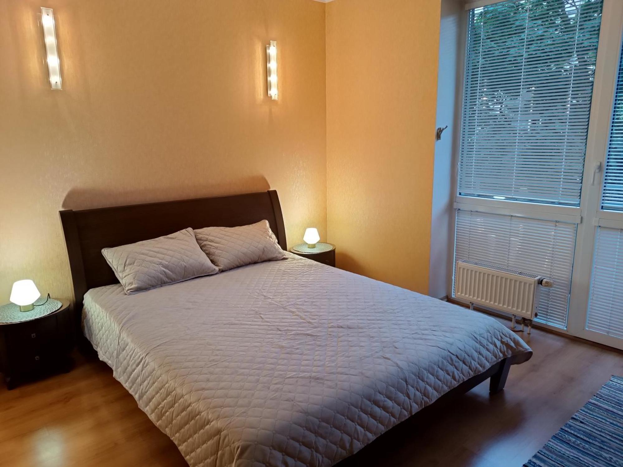 Quiet Dzelzavas Street Apartment Рига Экстерьер фото